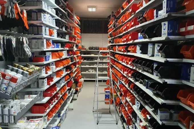 Spojovací materiál